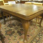 698 3529 DINING TABLE